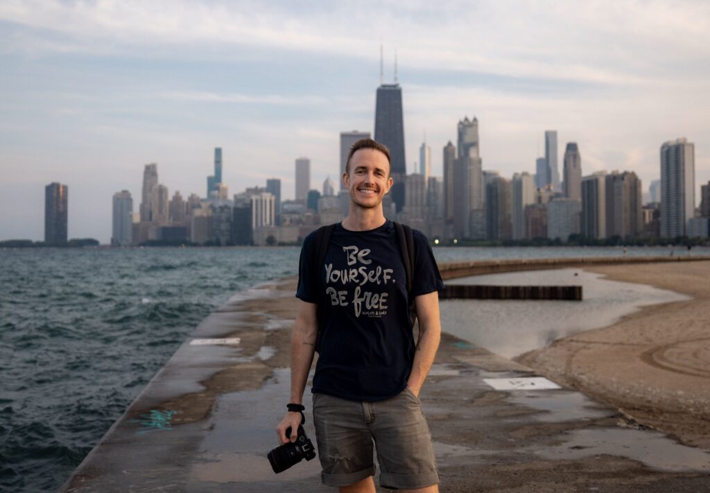 Ryan Robinson Blogger Head Shot Chicago Camera